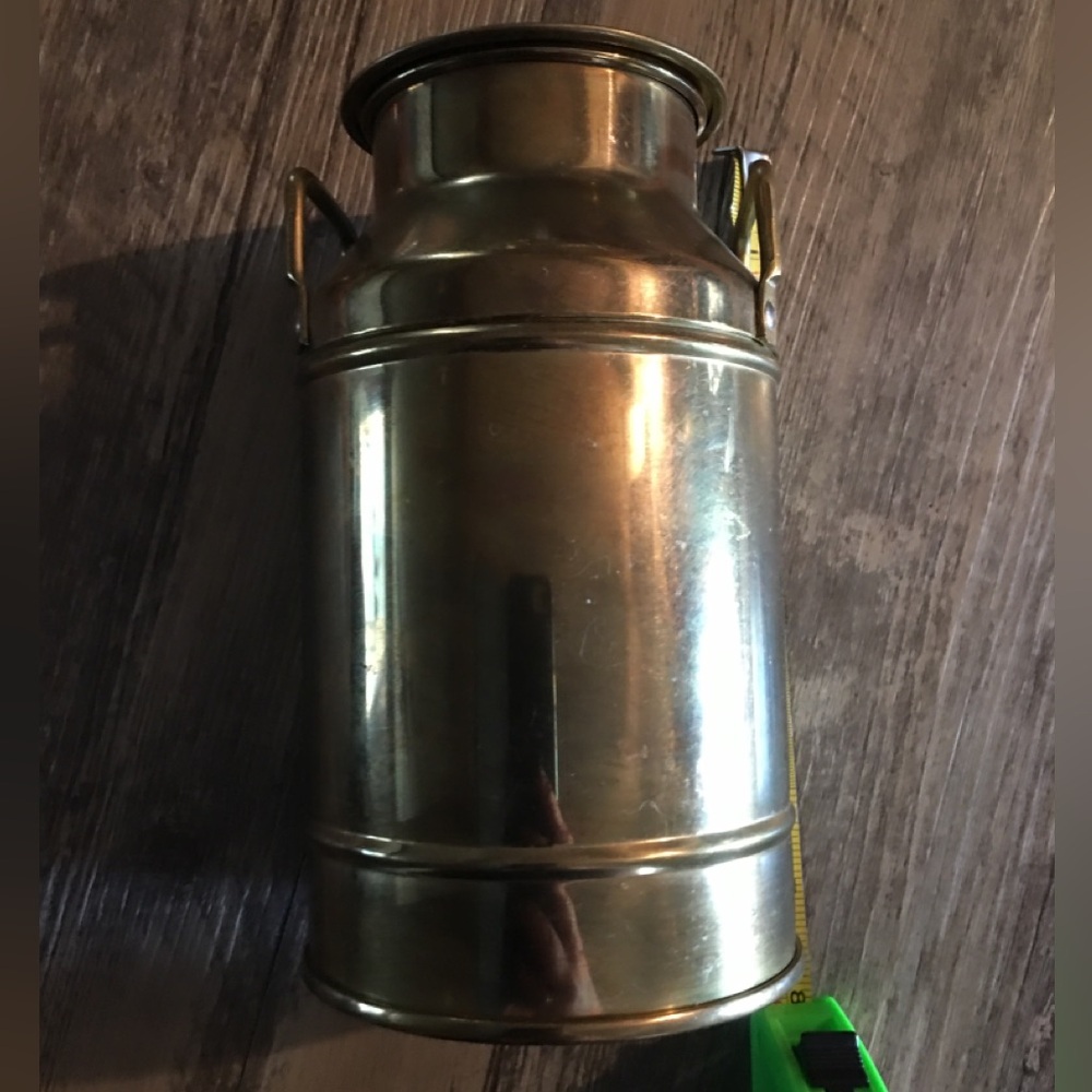 Vintage Brass match box - brass